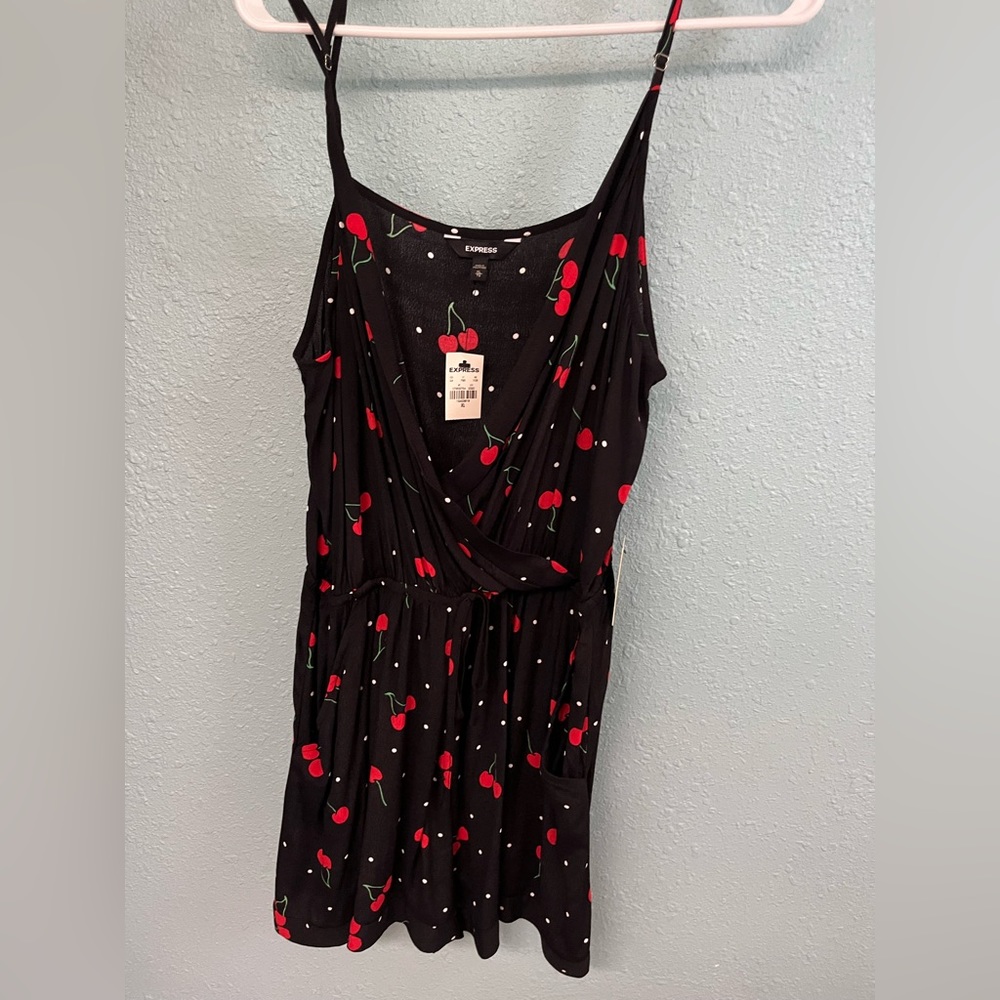 Express Women’s Romper size XL